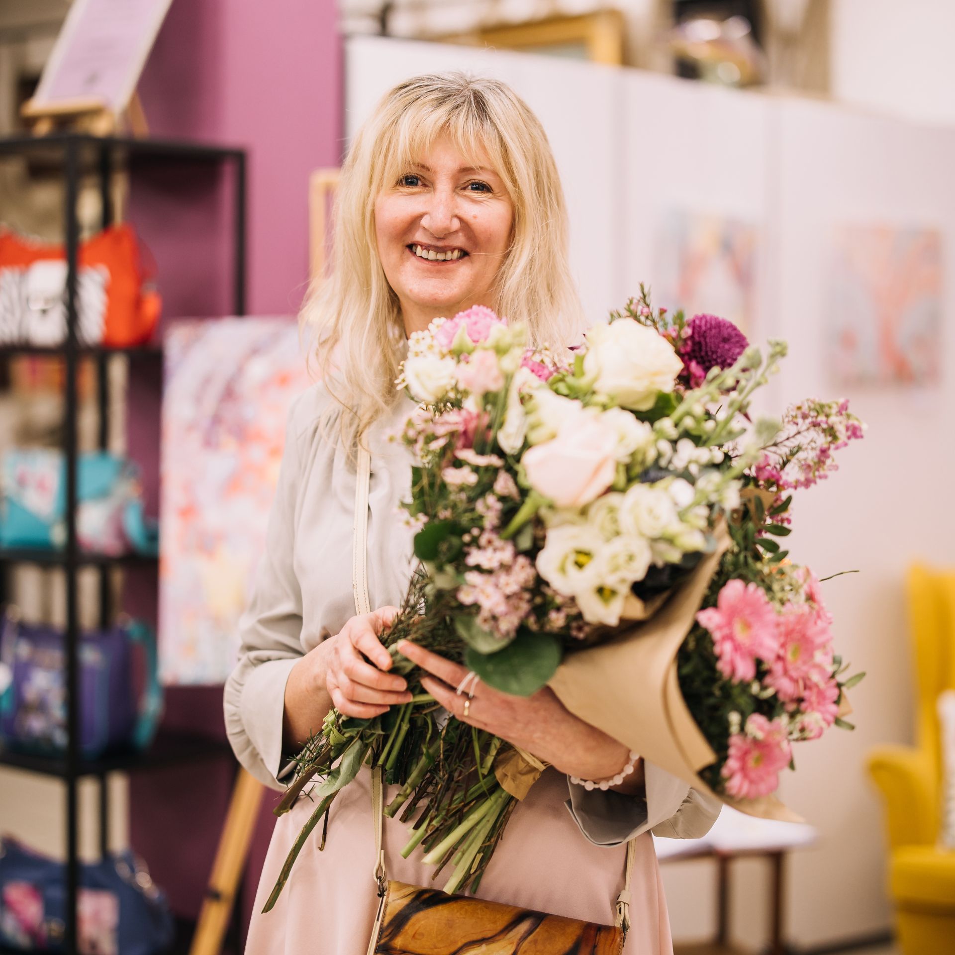 Irena Kovářová – malířka feng shui obrazů